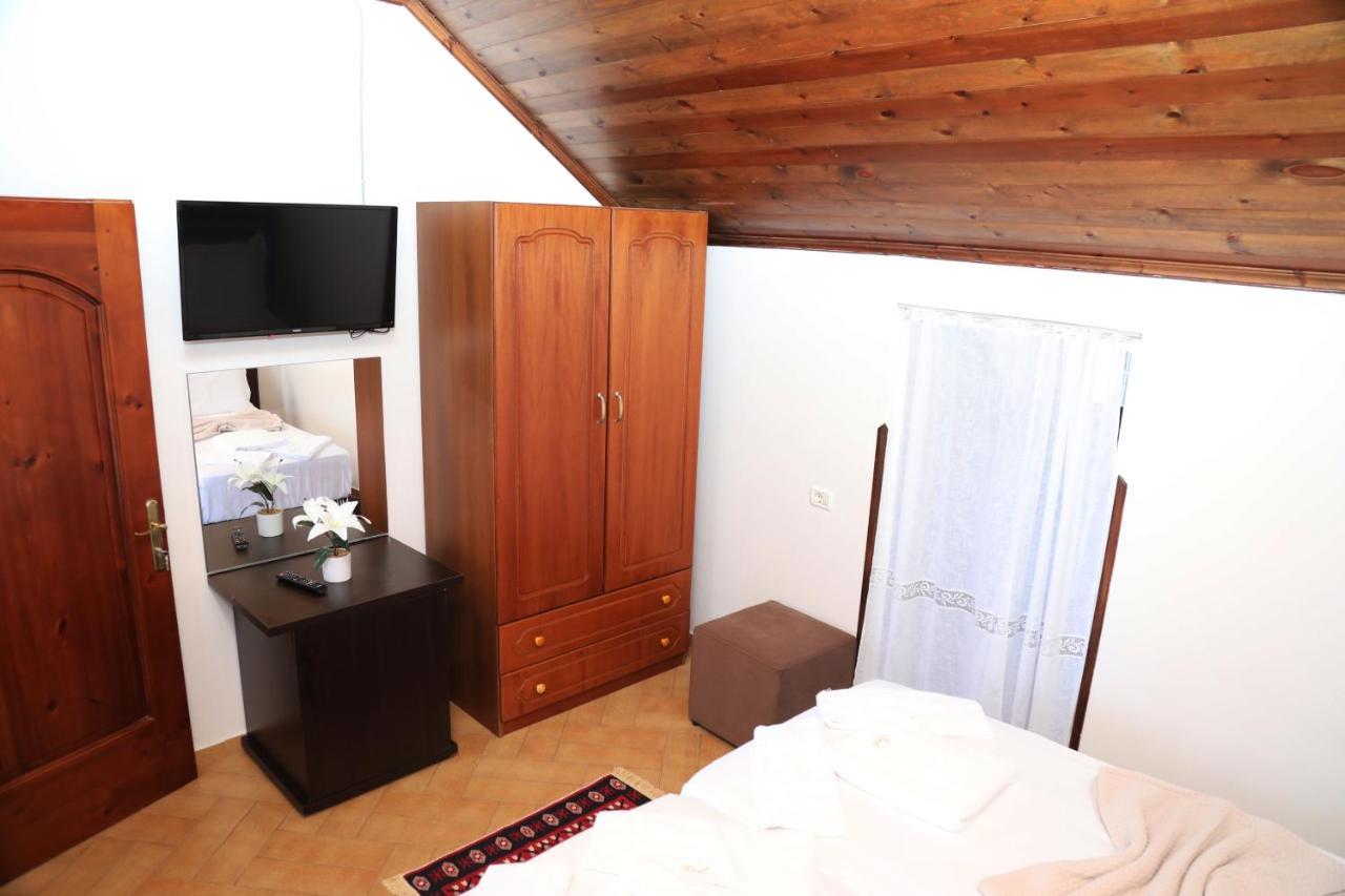 --Hotel Deal-- Rooms With Castle View Kruje Bagian luar foto