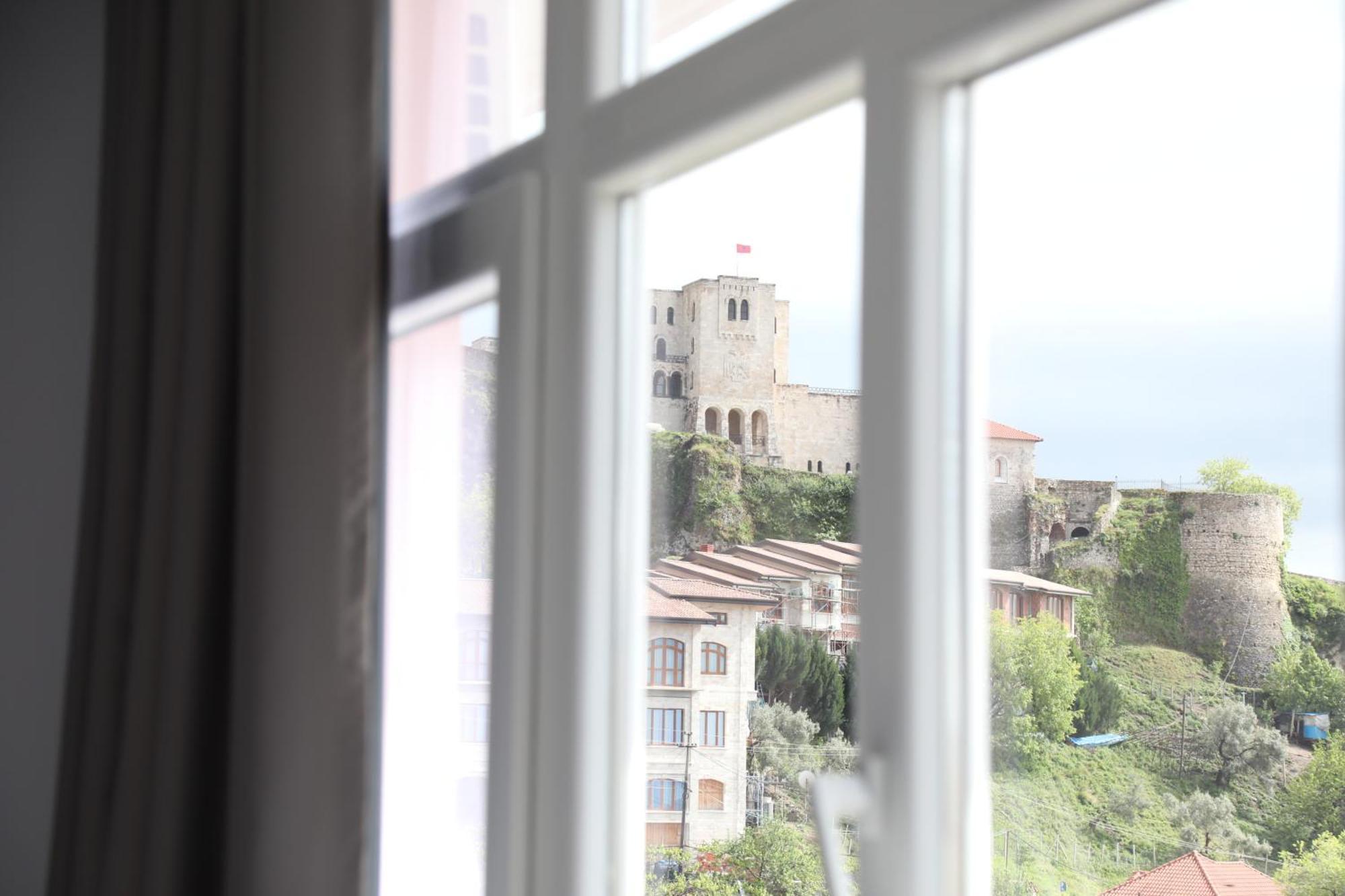 --Hotel Deal-- Rooms With Castle View Kruje Bagian luar foto