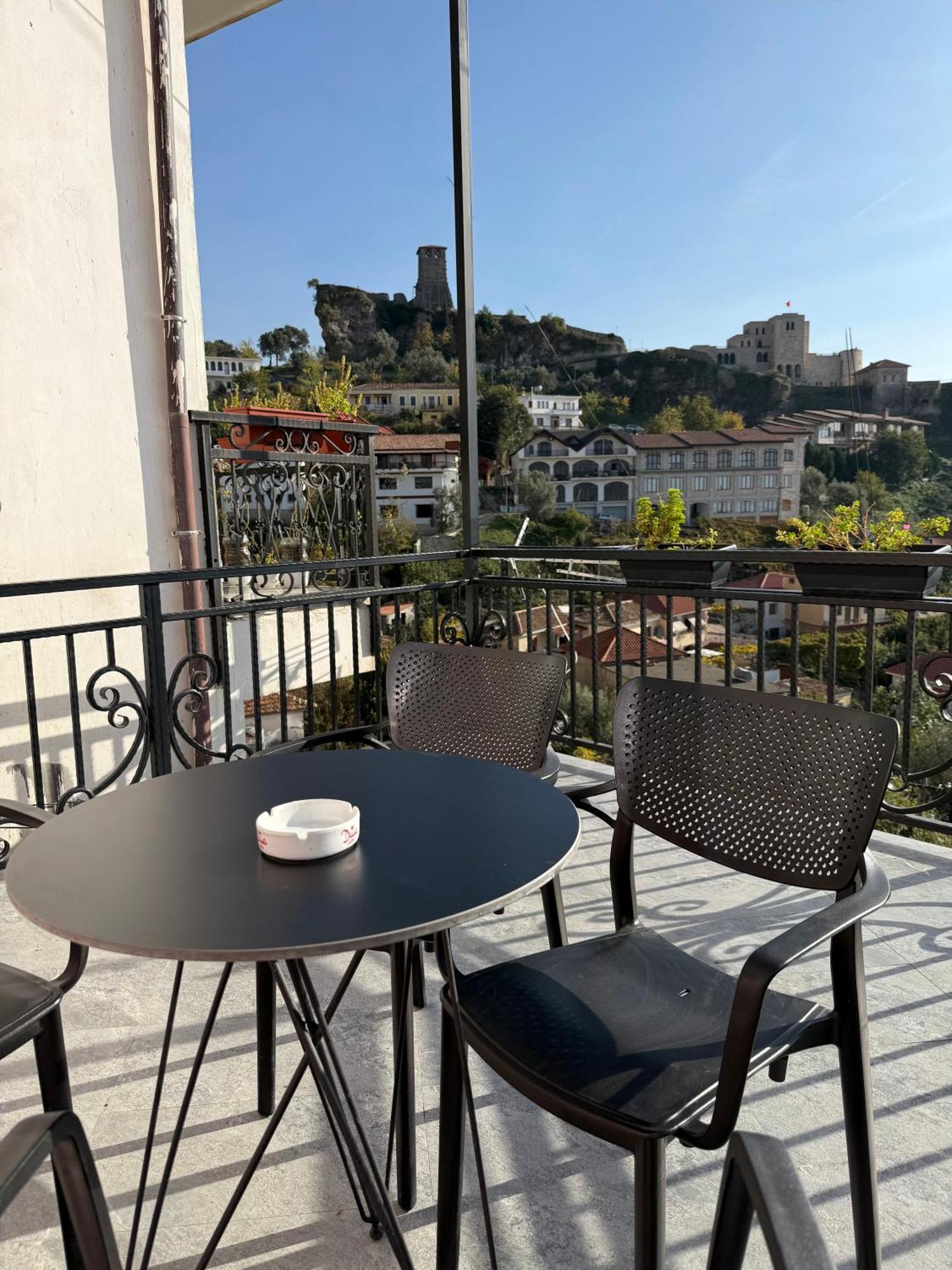 --Hotel Deal-- Rooms With Castle View Kruje Bagian luar foto