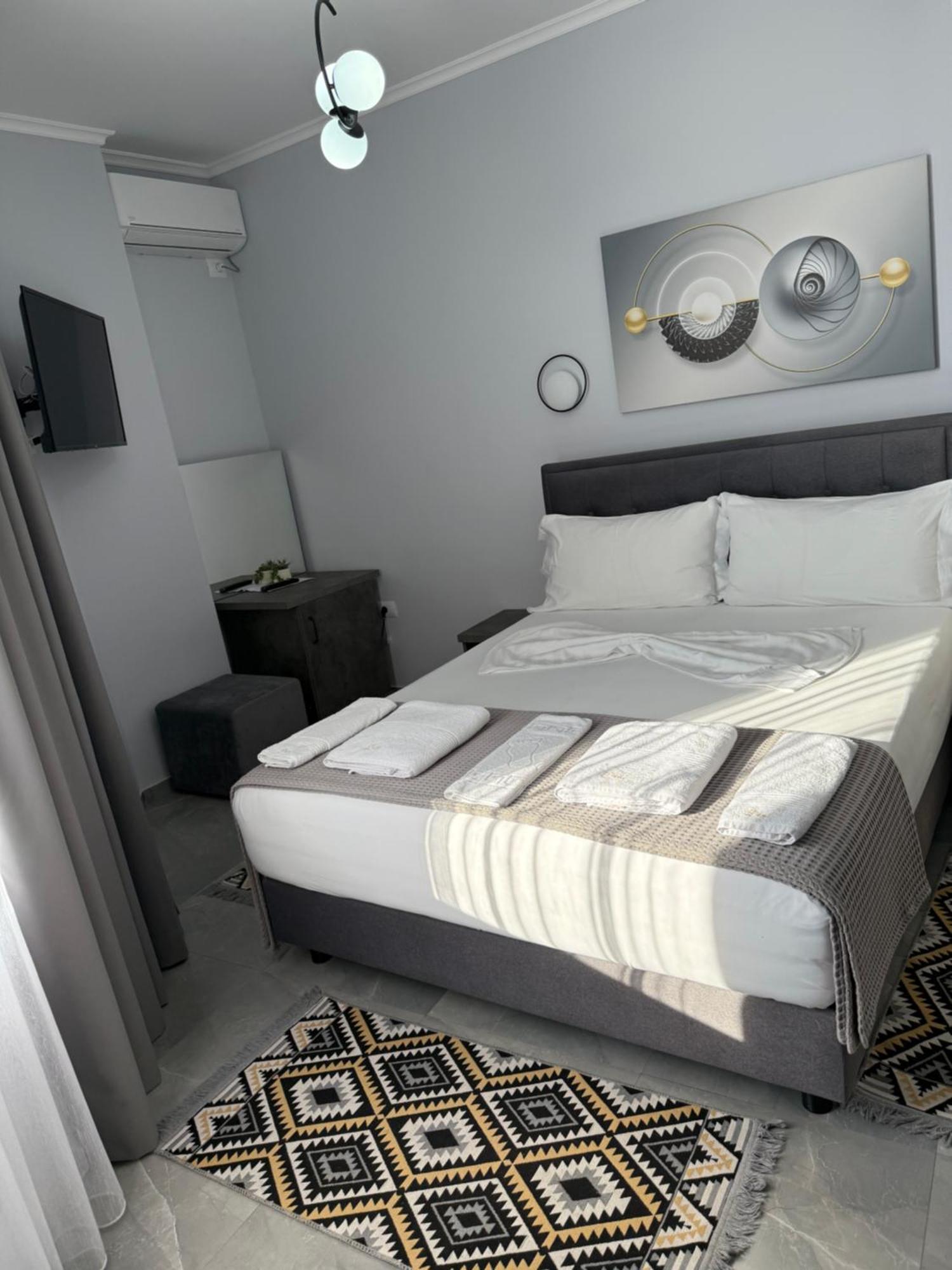 --Hotel Deal-- Rooms With Castle View Kruje Bagian luar foto