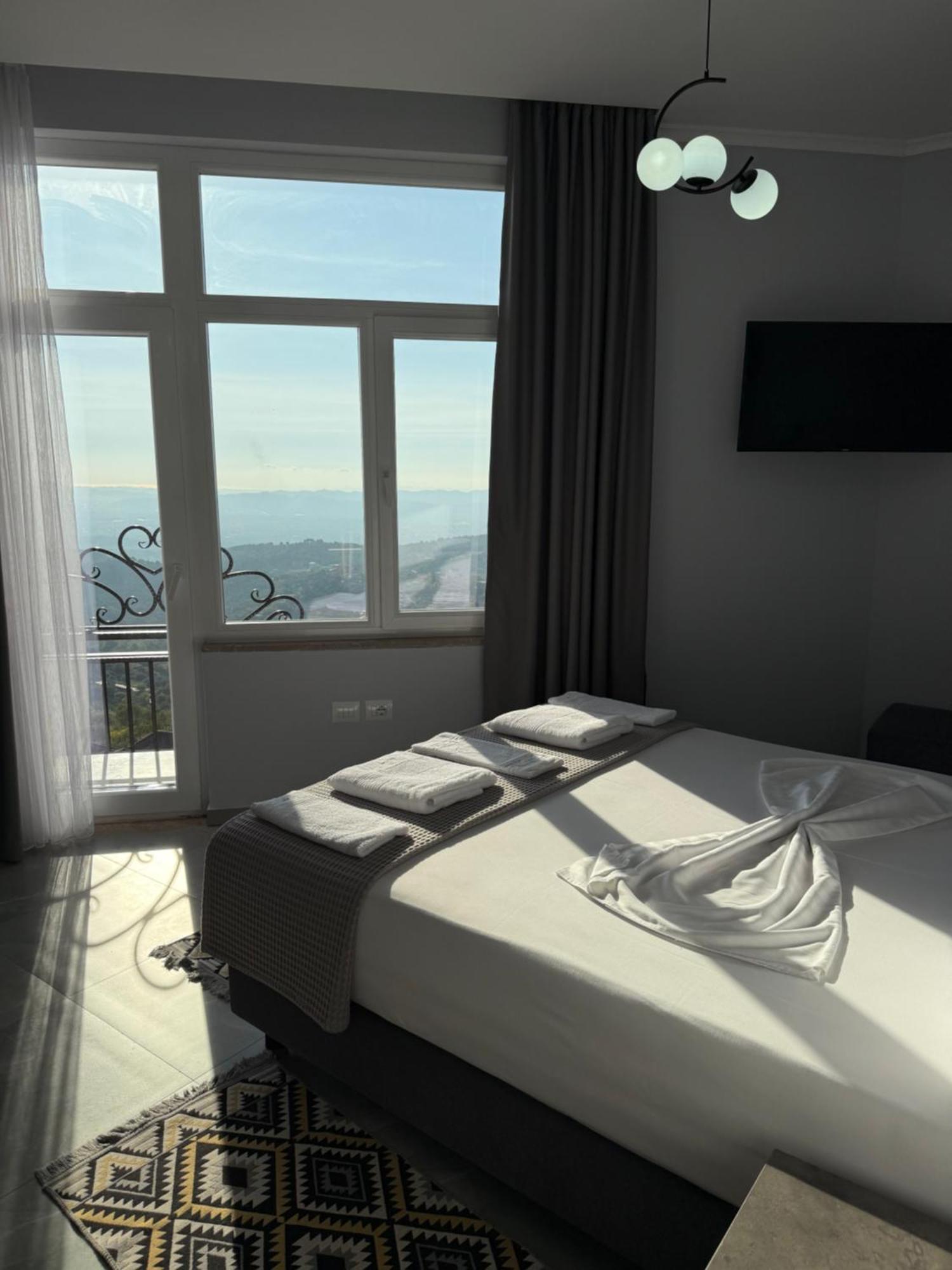 --Hotel Deal-- Rooms With Castle View Kruje Bagian luar foto