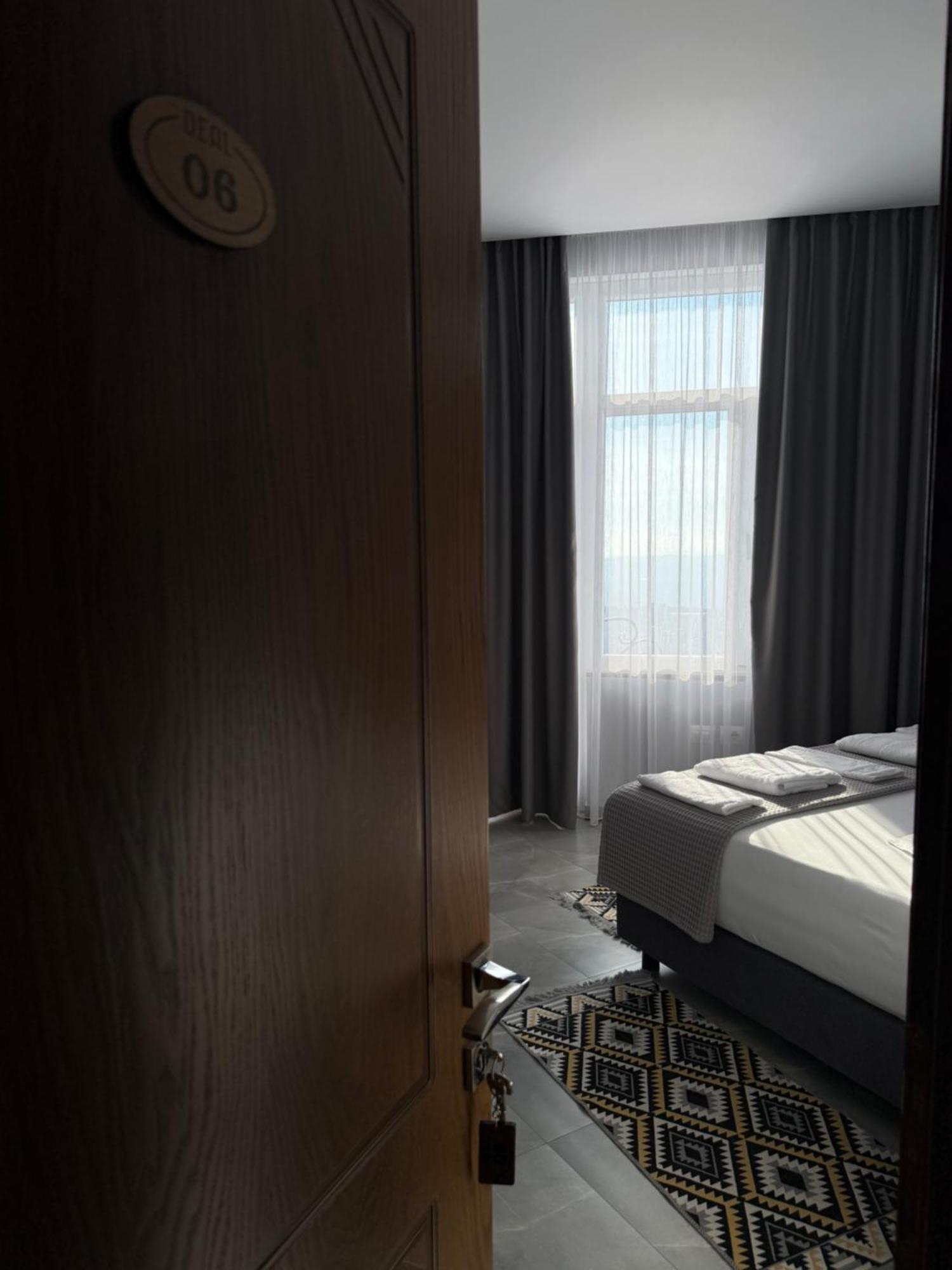 --Hotel Deal-- Rooms With Castle View Kruje Bagian luar foto